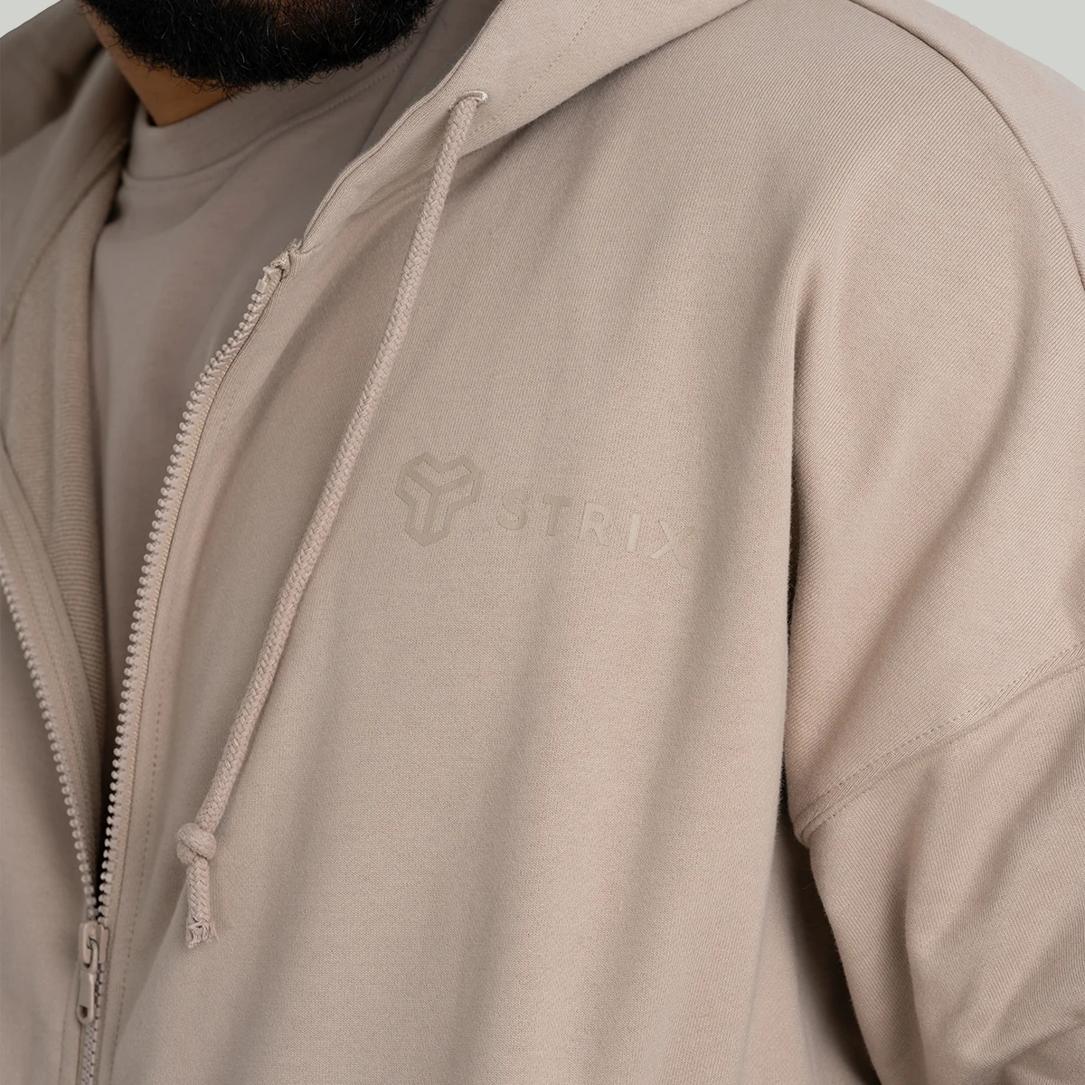 STRIX Hanorac Zip Taupe · záber 2