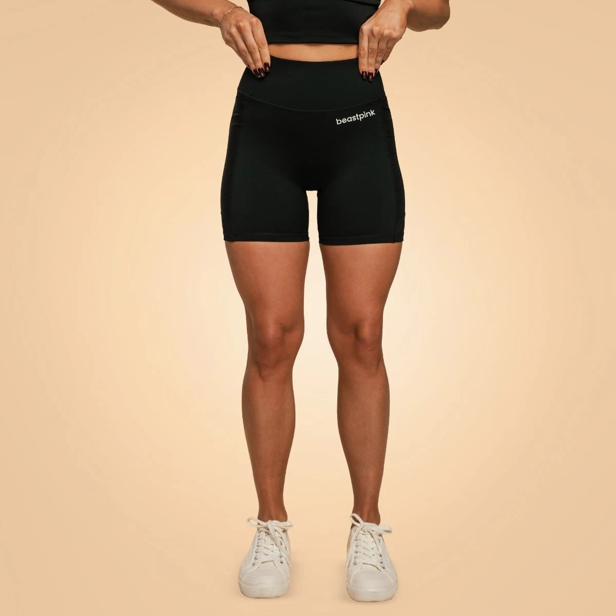BeastPink Pantaloni scurți pentru femei Breeze Black · záber 1