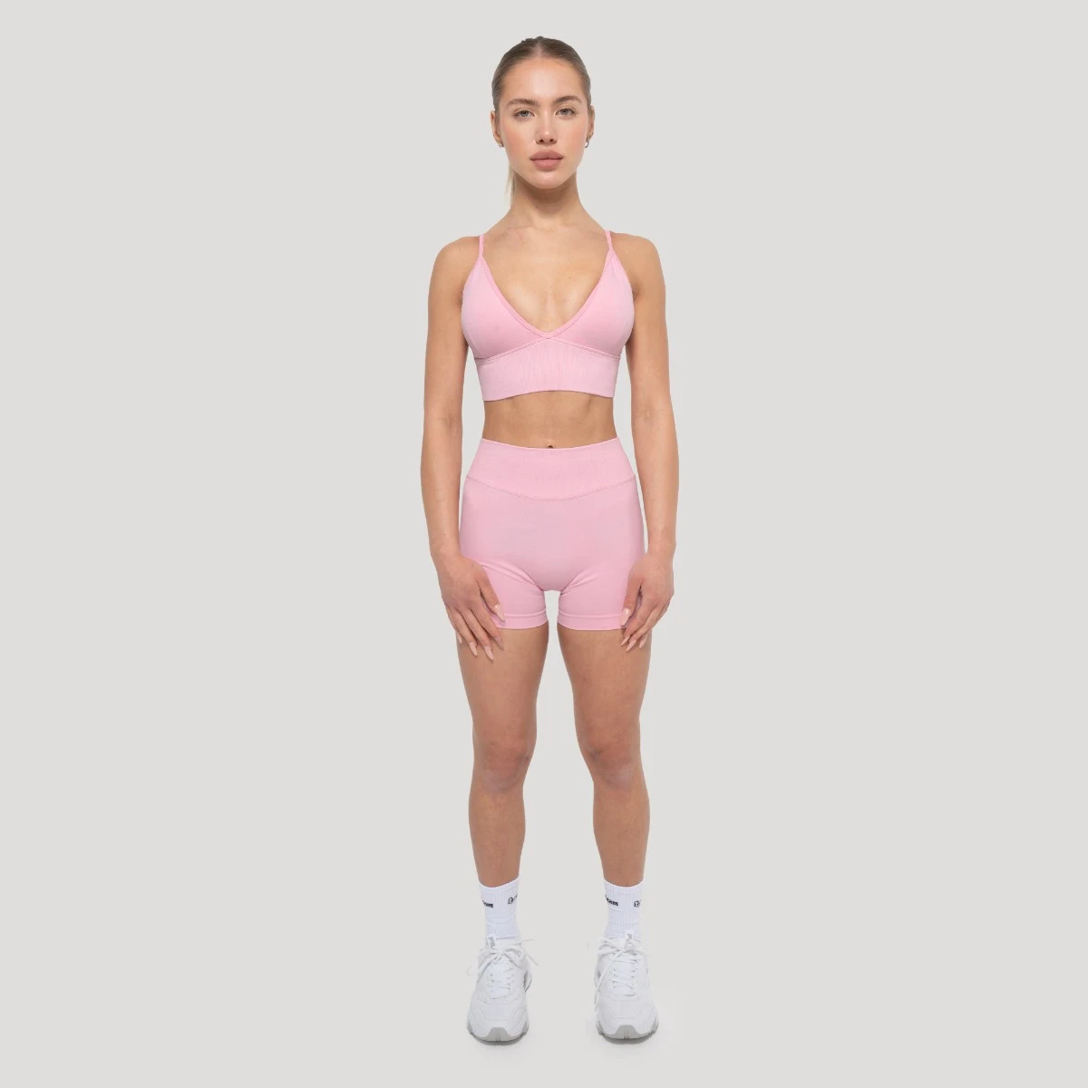 GymBeam Pantaloni scurți pentru femei Luma Baby Pink · záber 5