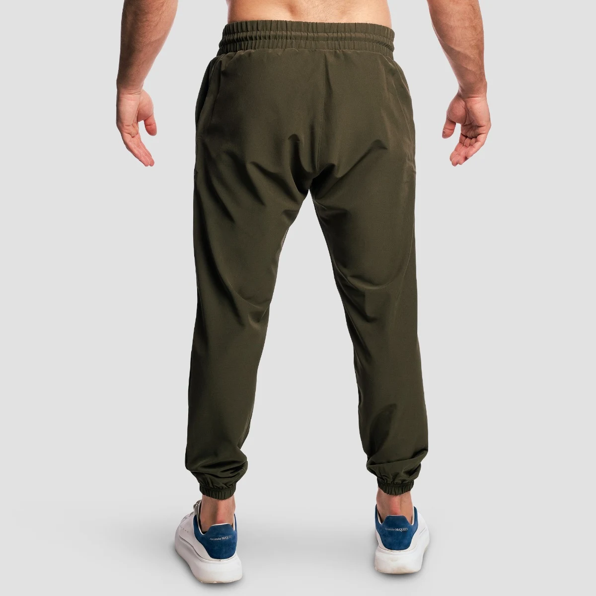 GymBeam Pantaloni sport ARC Olive · záber 3
