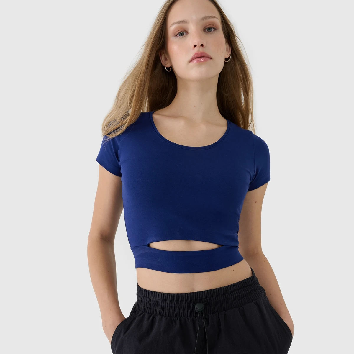 Dámske crop top tričko bez potlače - tmavomodré · záber 2