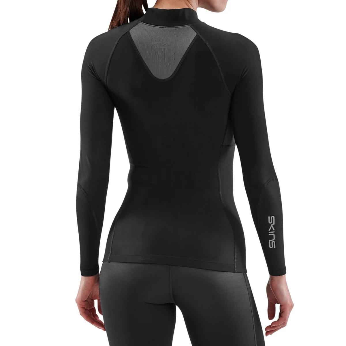 Tricou de compresie pentru femei Series-3 Thermal Long Sleeve Top Black - SKINS · záber 2