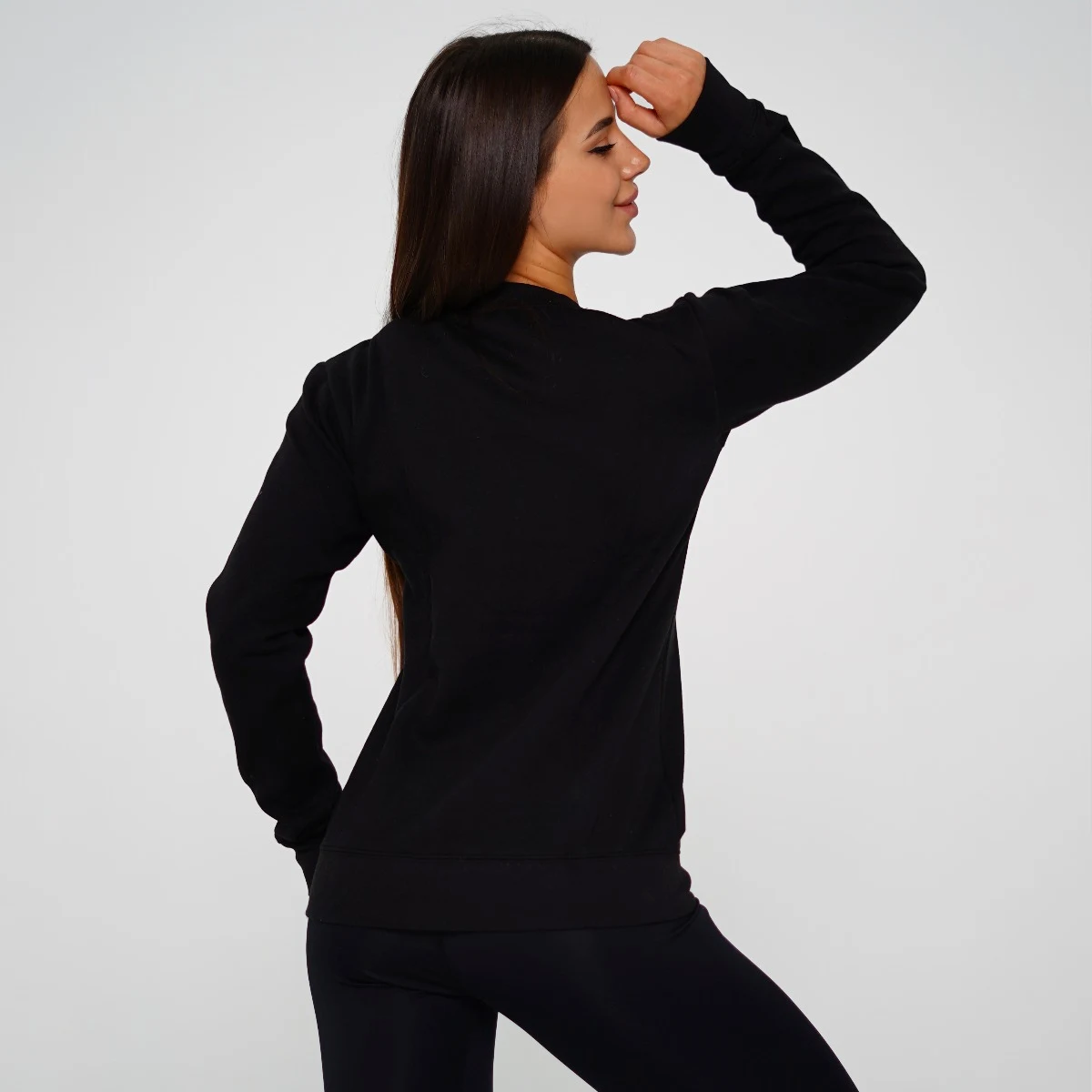 Gymbeam Hanorac pentru femei Basic Jumper Black · záber 2
