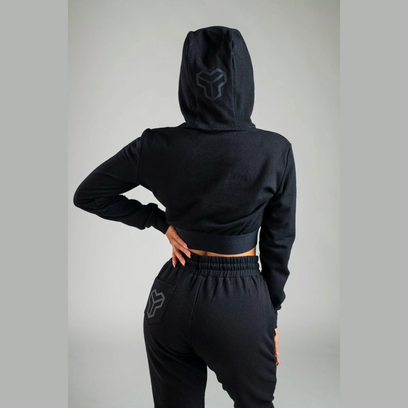 STRIX Hanorac pentru femei Essential Cropped Hoodie Black · záber 3
