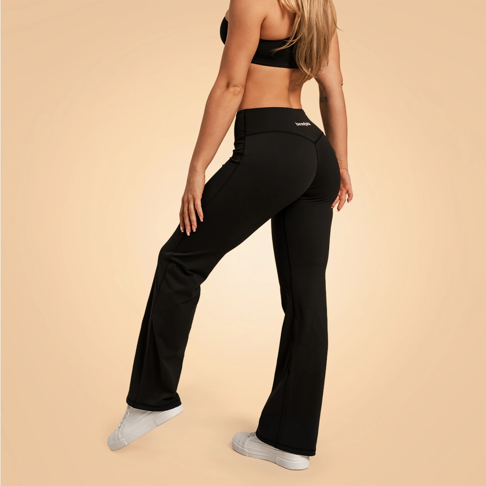 BeastPink Pantaloni pentru femei Venture Black · záber 2