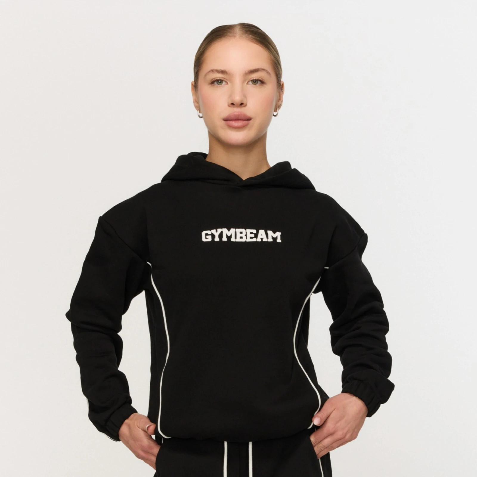 GymBeam Hanorac pentru femei Varsity Black · záber 1