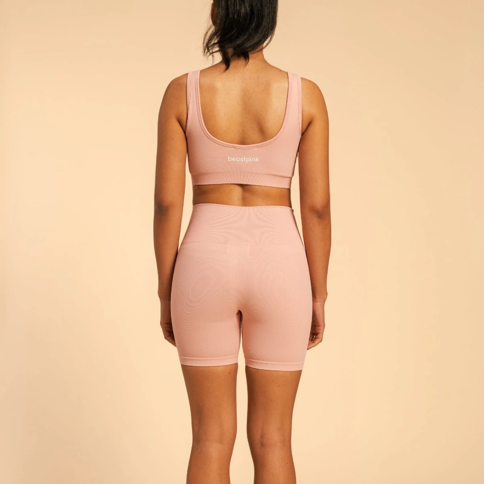 BeastPink Pantaloni scurți pentru femei Hyper Pink · záber 4