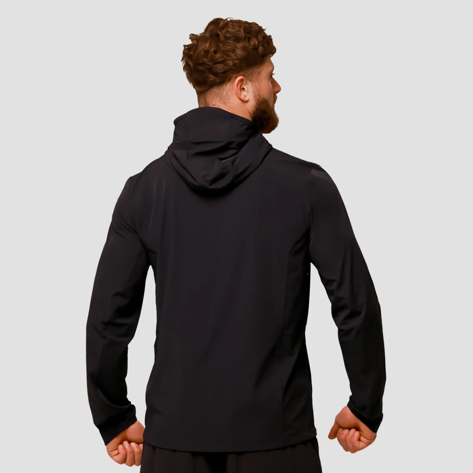 GymBeam Geacă de alergare Pulse Black · záber 3
