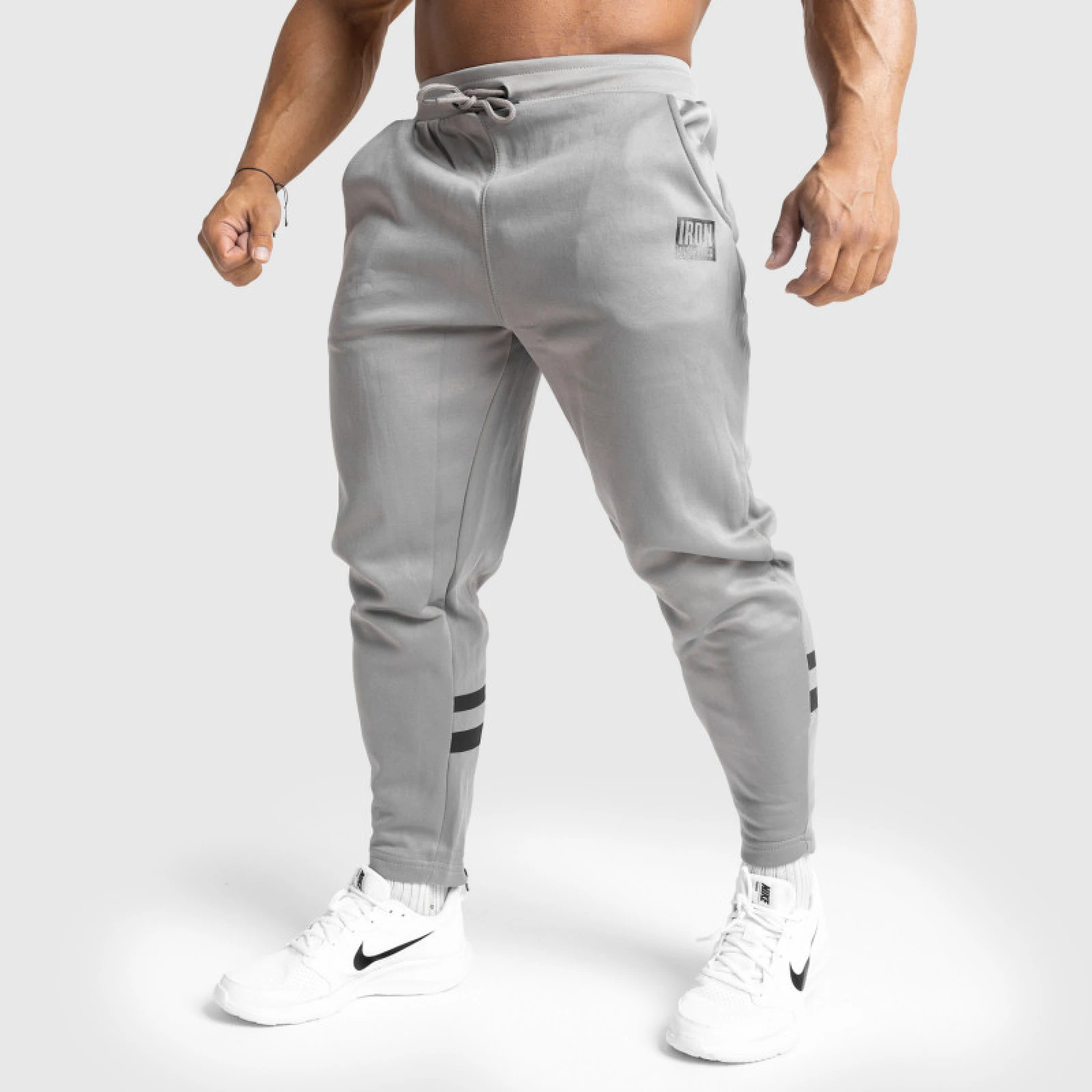 Pantaloni de trening Jogger Iron Aesthetics Boxed, gri · záber 1