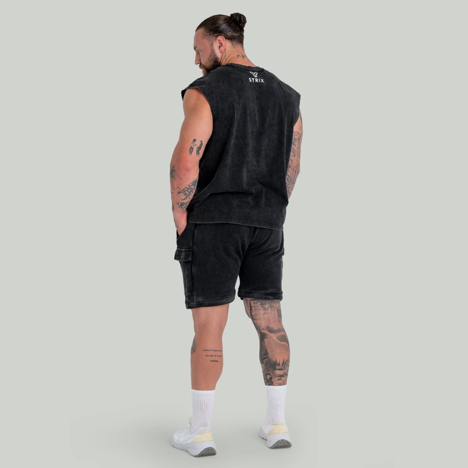 STRIX Maiou Washed Black · záber 4