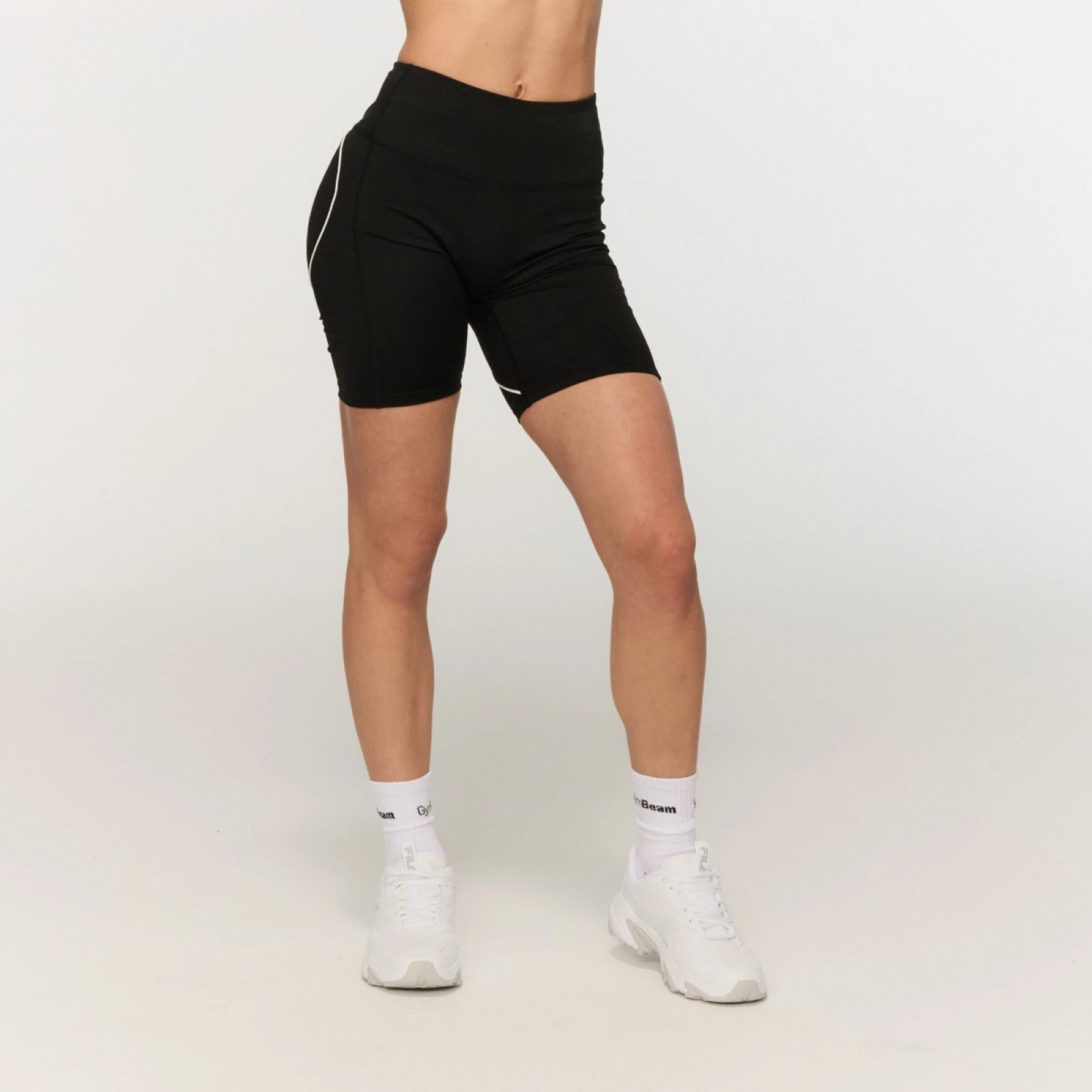 GymBeam Pantaloni scurți pentru femei Varsity Black · záber 3