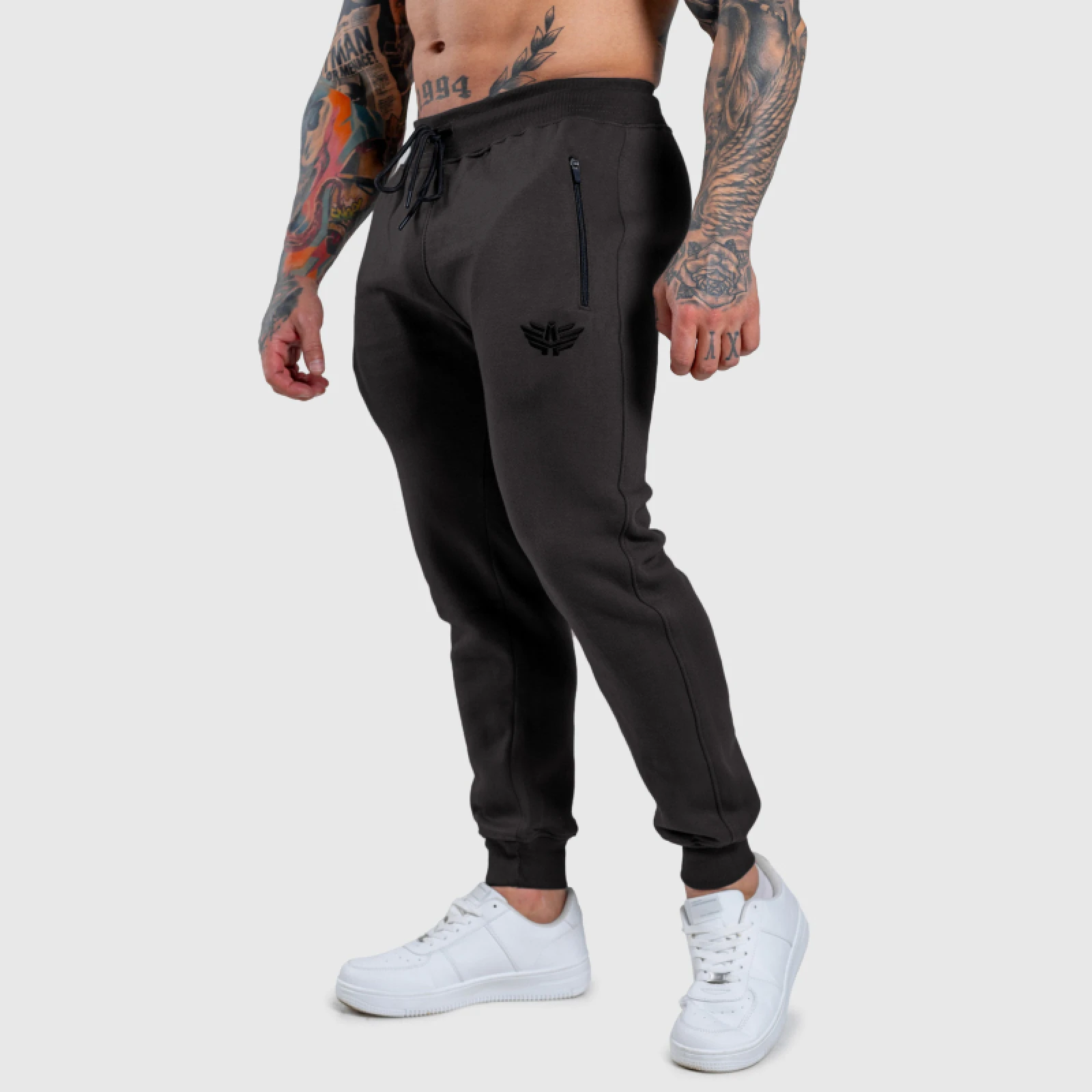 Pantaloni de trening Jogger Iron Aesthetics Round, gri · záber 1