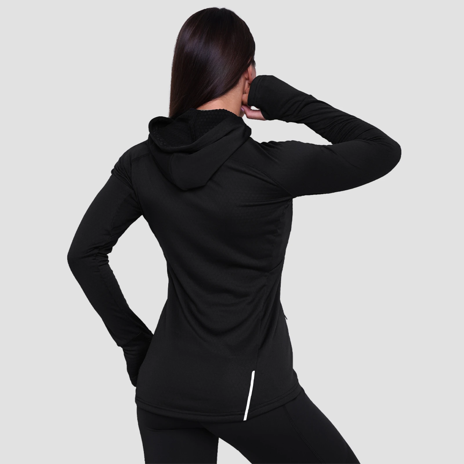 GymBeam Hanorac de alergare pentru femei 1/2 Zip Pulse Black · záber 2