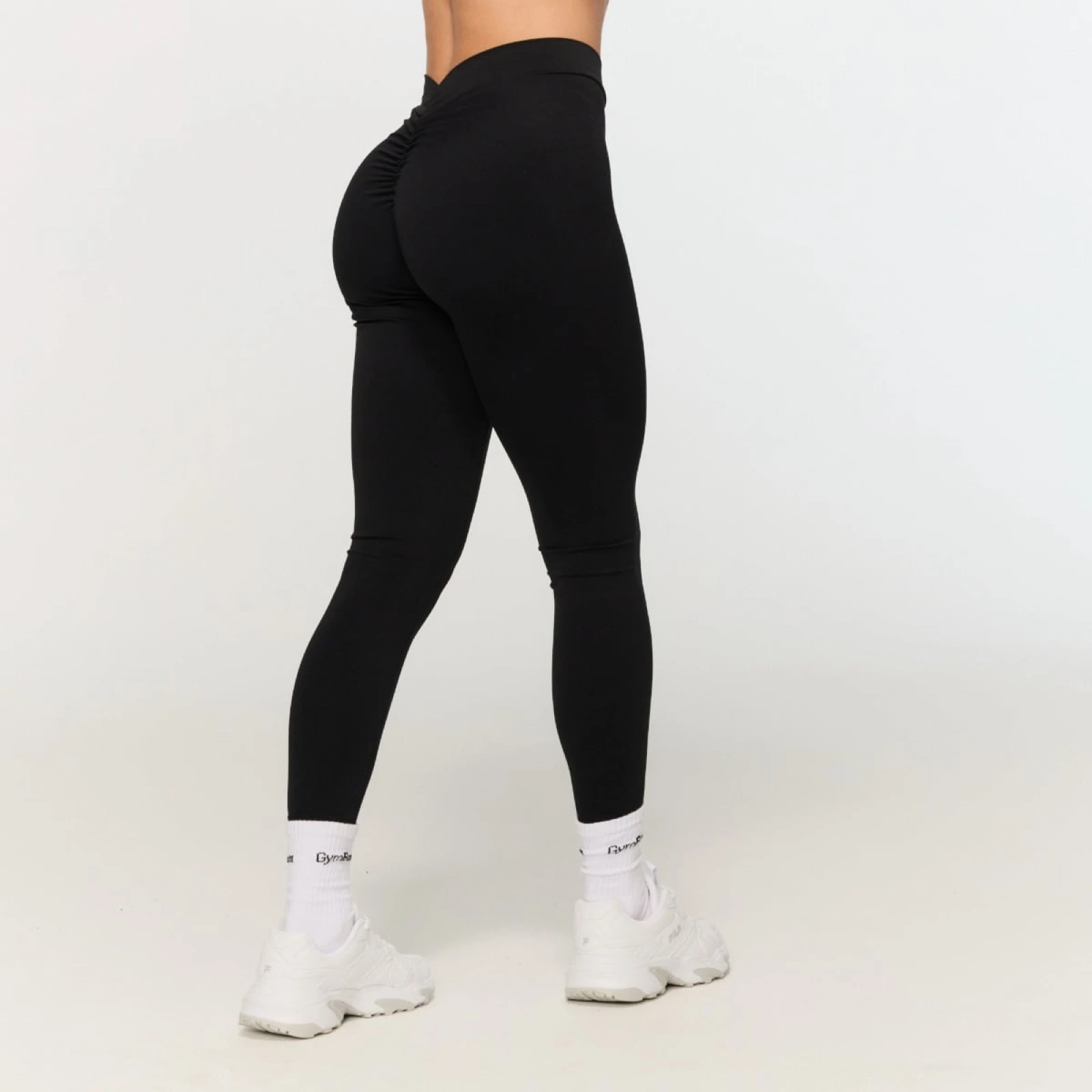 GymBeam Colanți pentru femei Fierce V-back Black · záber 1