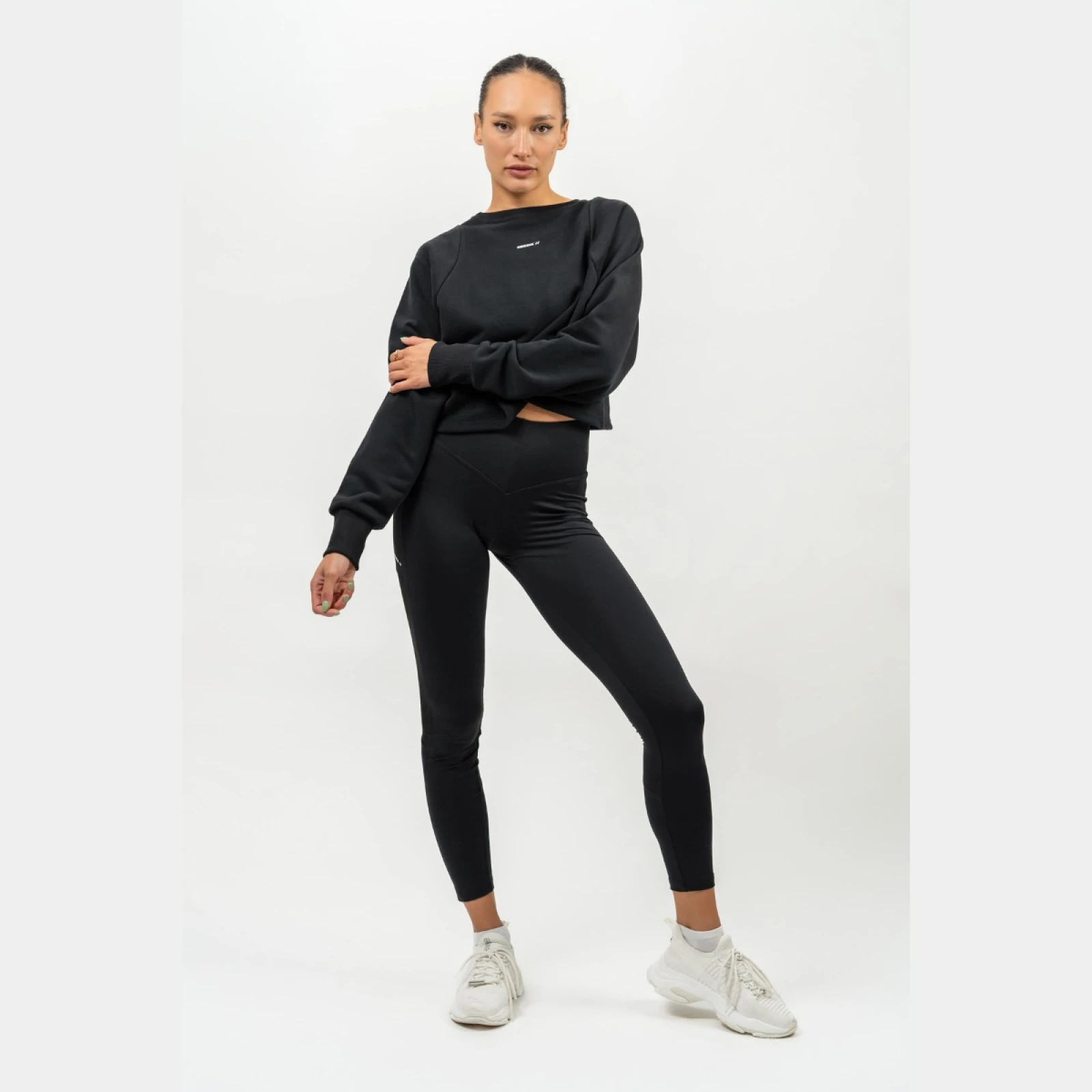 NEBBIA Hanorac Cropped Gym Spirit Black · záber 2