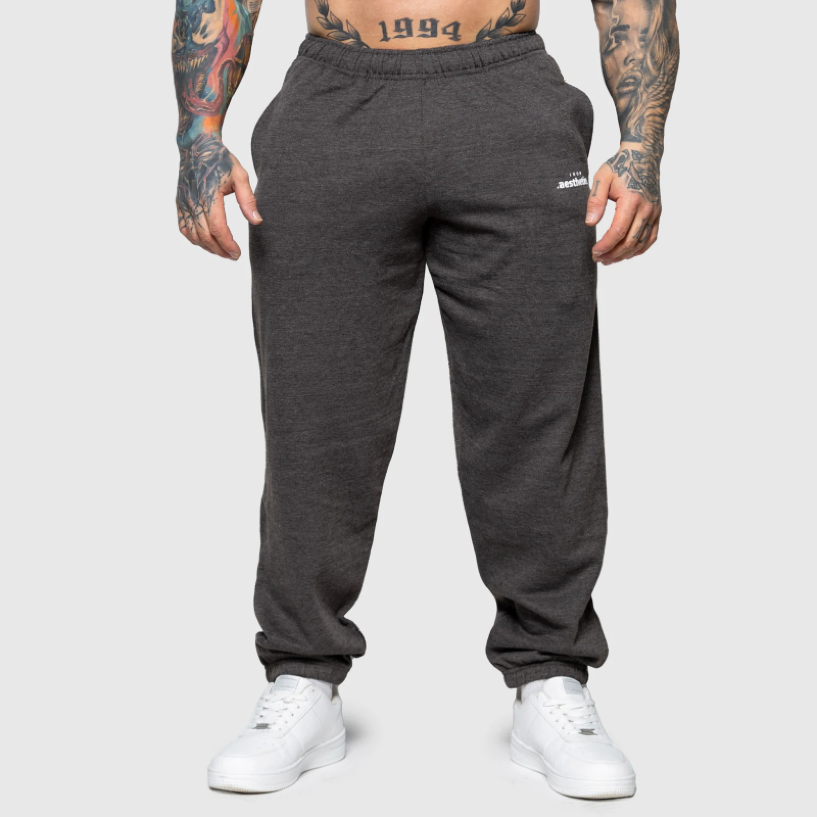Pantaloni de trening Oversized Iron Aesthetics Relaxed, gri charcoal · záber 1