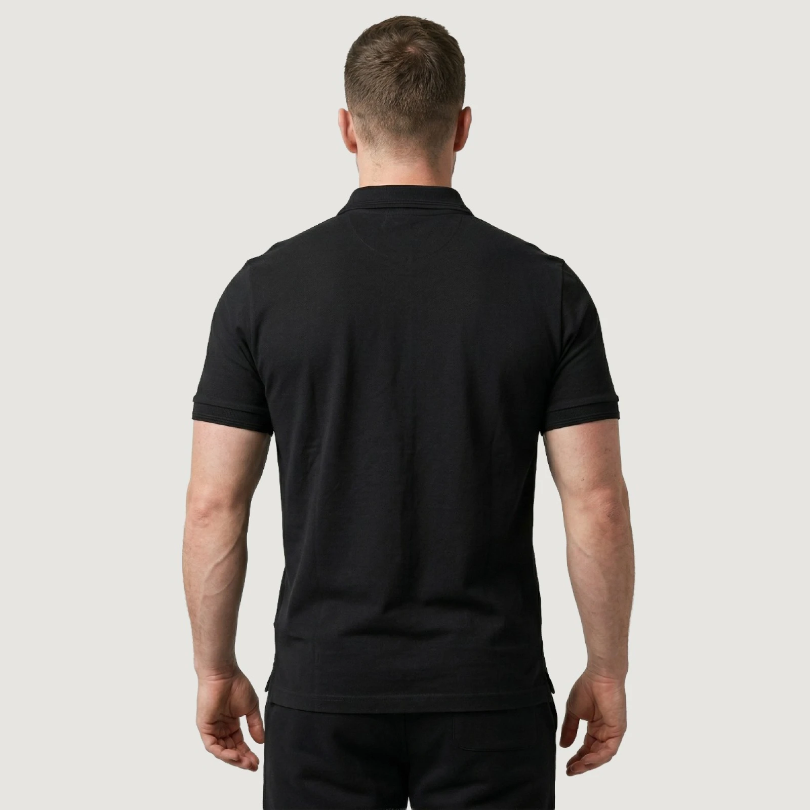 GymBeam Tricou polo Black · záber 2
