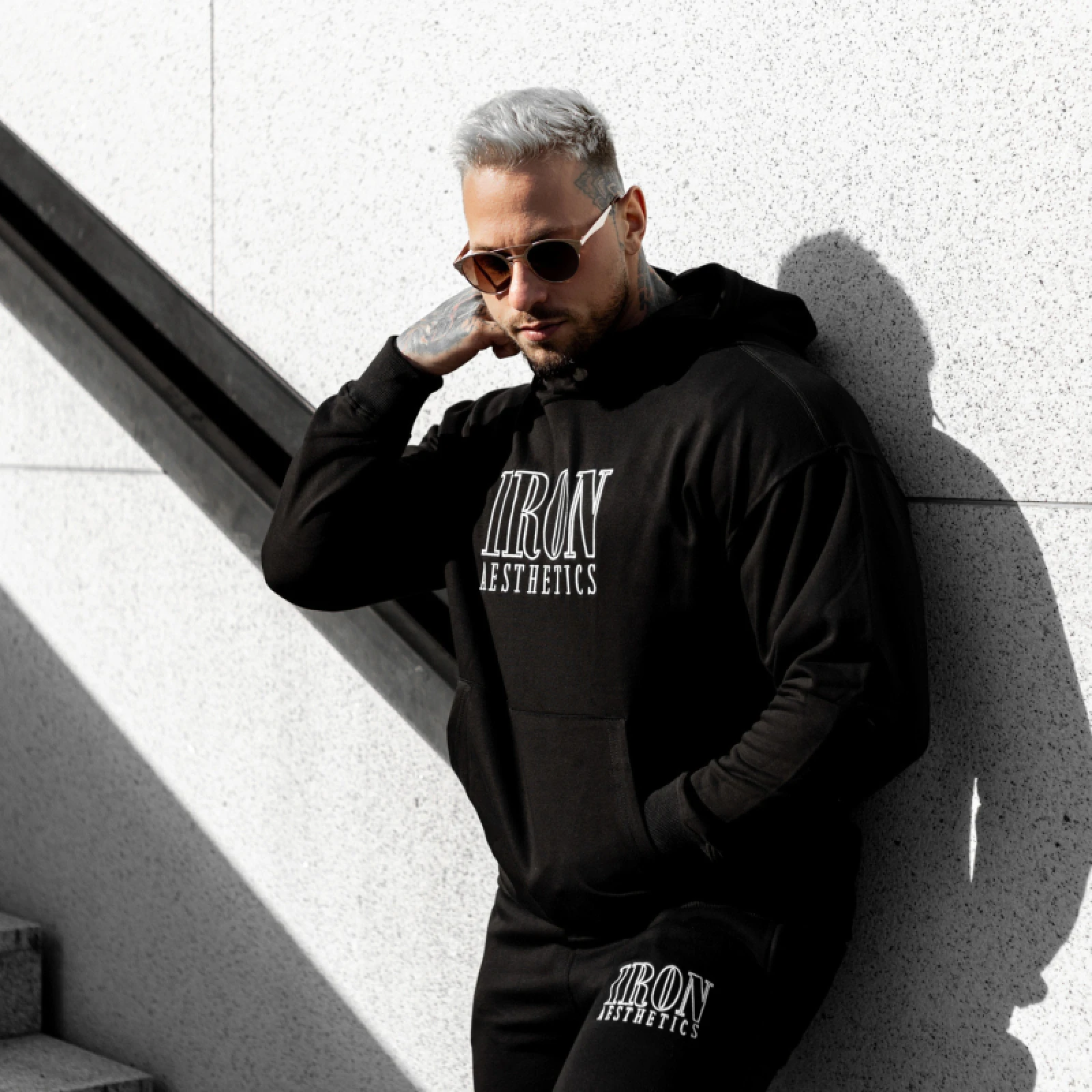 Hanorac pentru bărbați Iron Aesthetics Swaggie, negru · záber 1