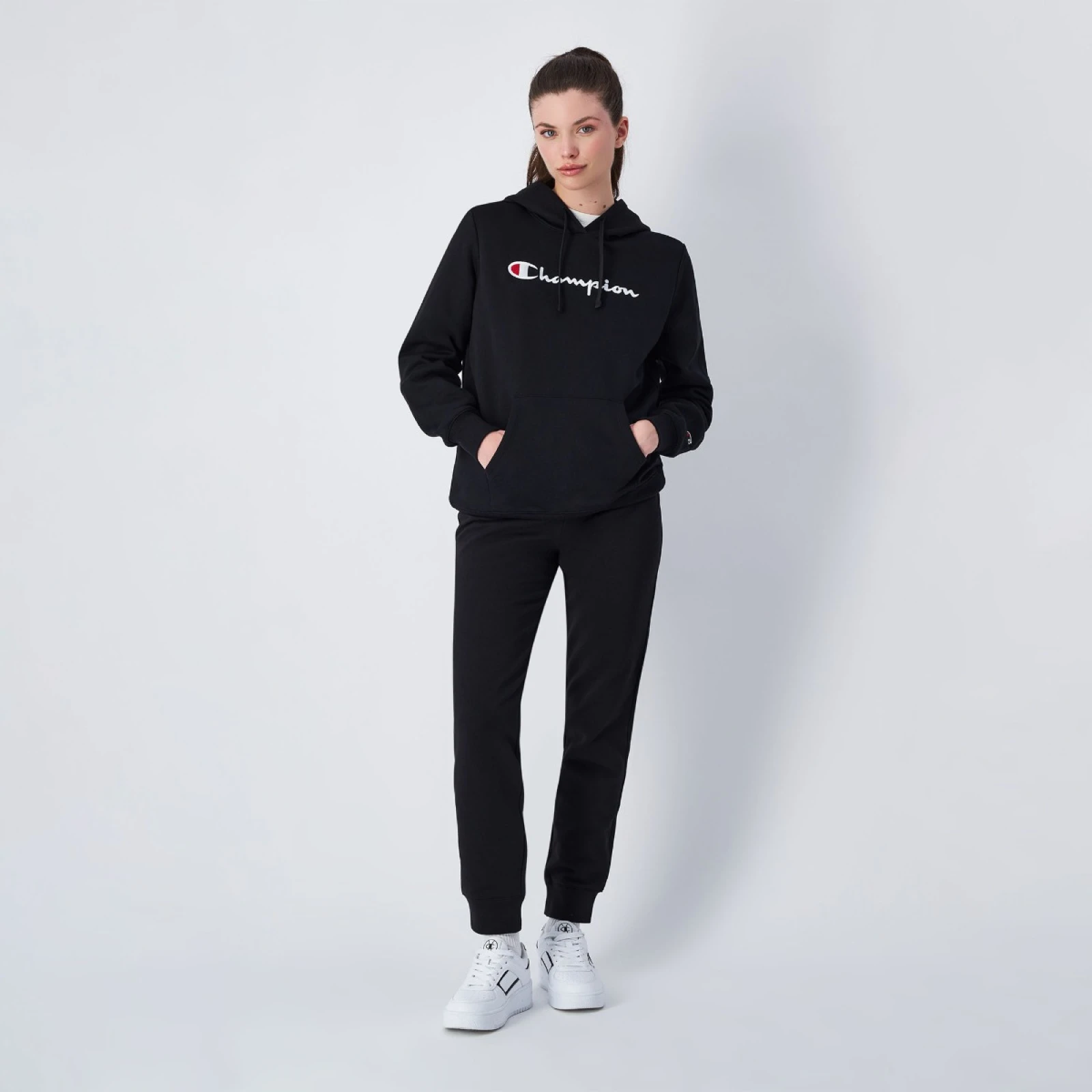 Champion Pantaloni sport pentru femei Slim Fit Black · záber 4