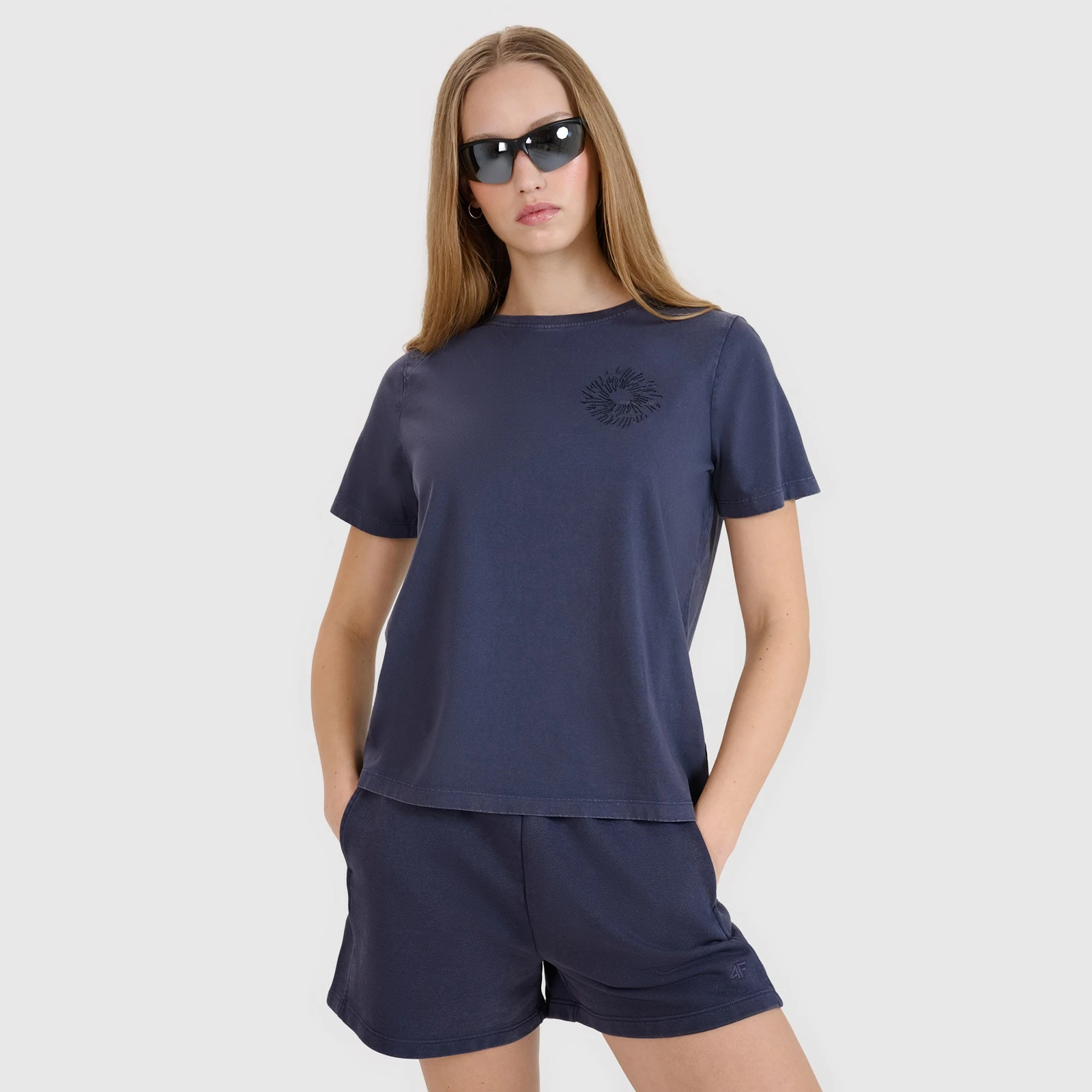 TSHIRT · záber 3