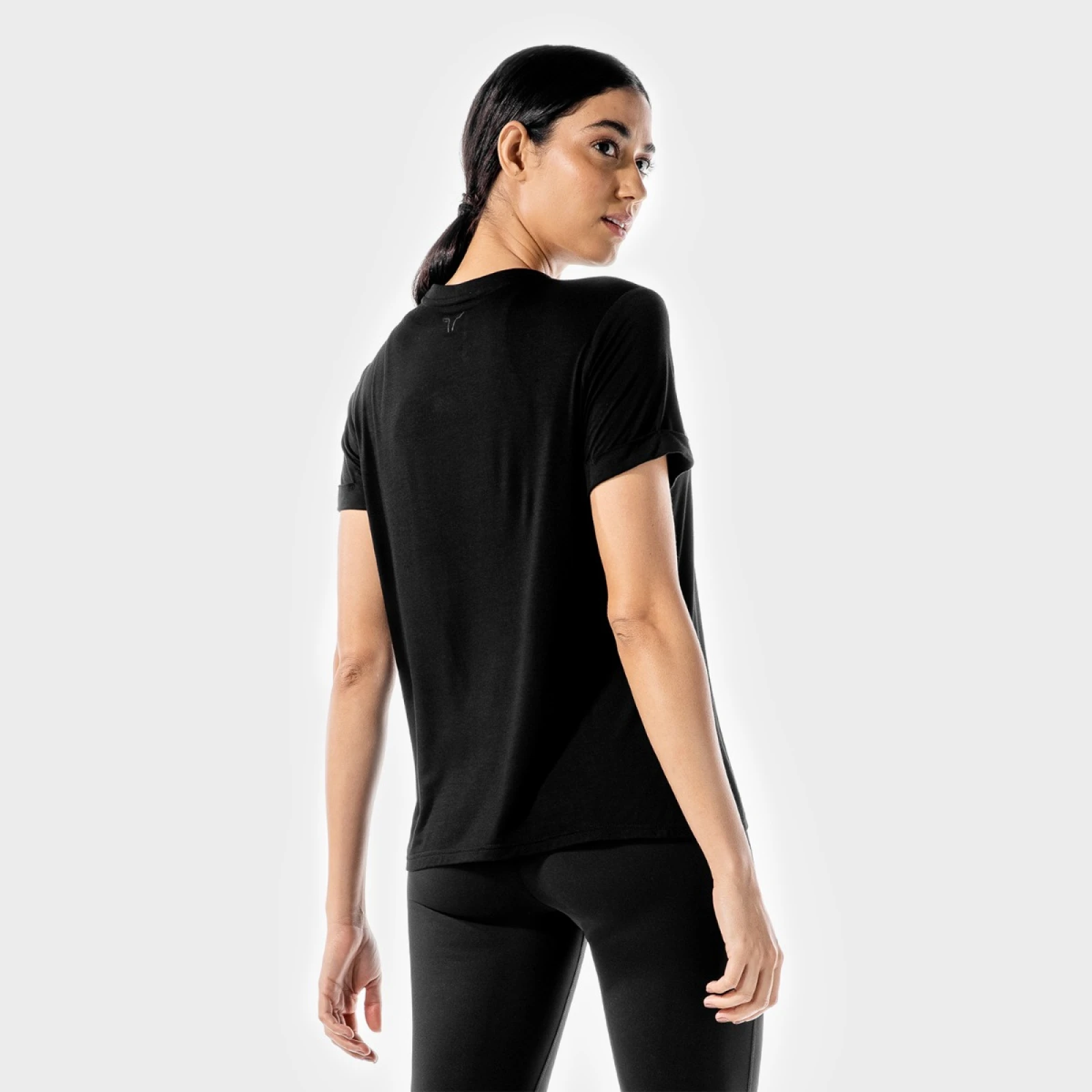 SQUATWOLF Tricou pentru femei Iconic Onyx - Mărime: XS | Pohlavie: Femei | Vek: Adulți | Greutate: 0,16 g | Pachet: 100 · záber 2