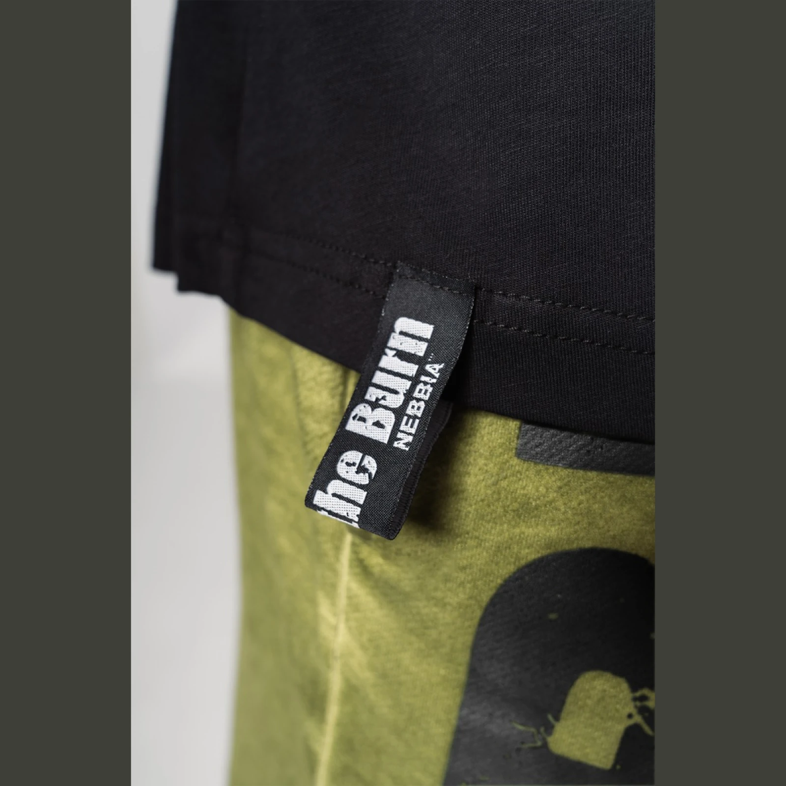 NEBBIA Maiou FLEXIN Black · záber 4