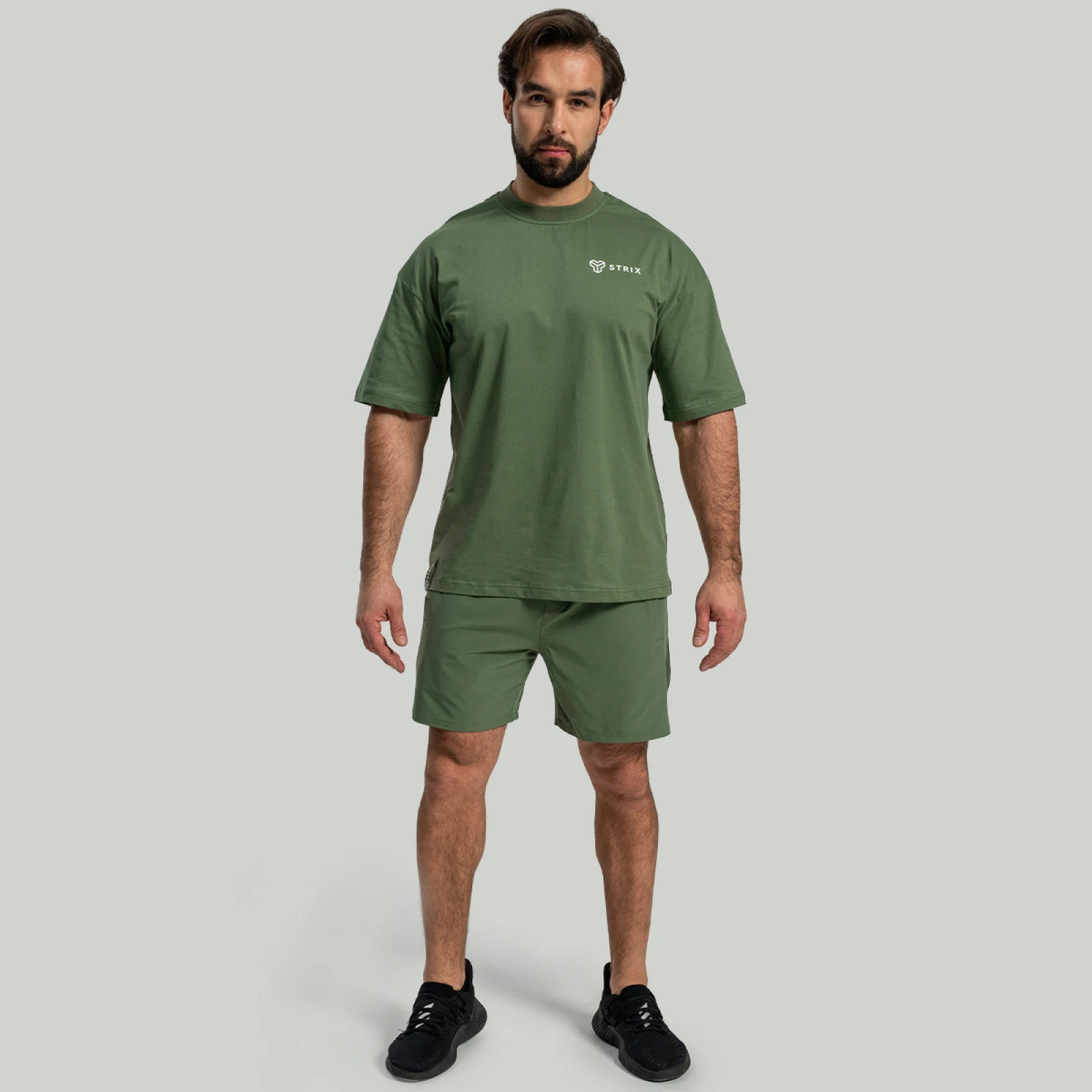 STRIX Tricou Oversized Cedar Green · záber 4
