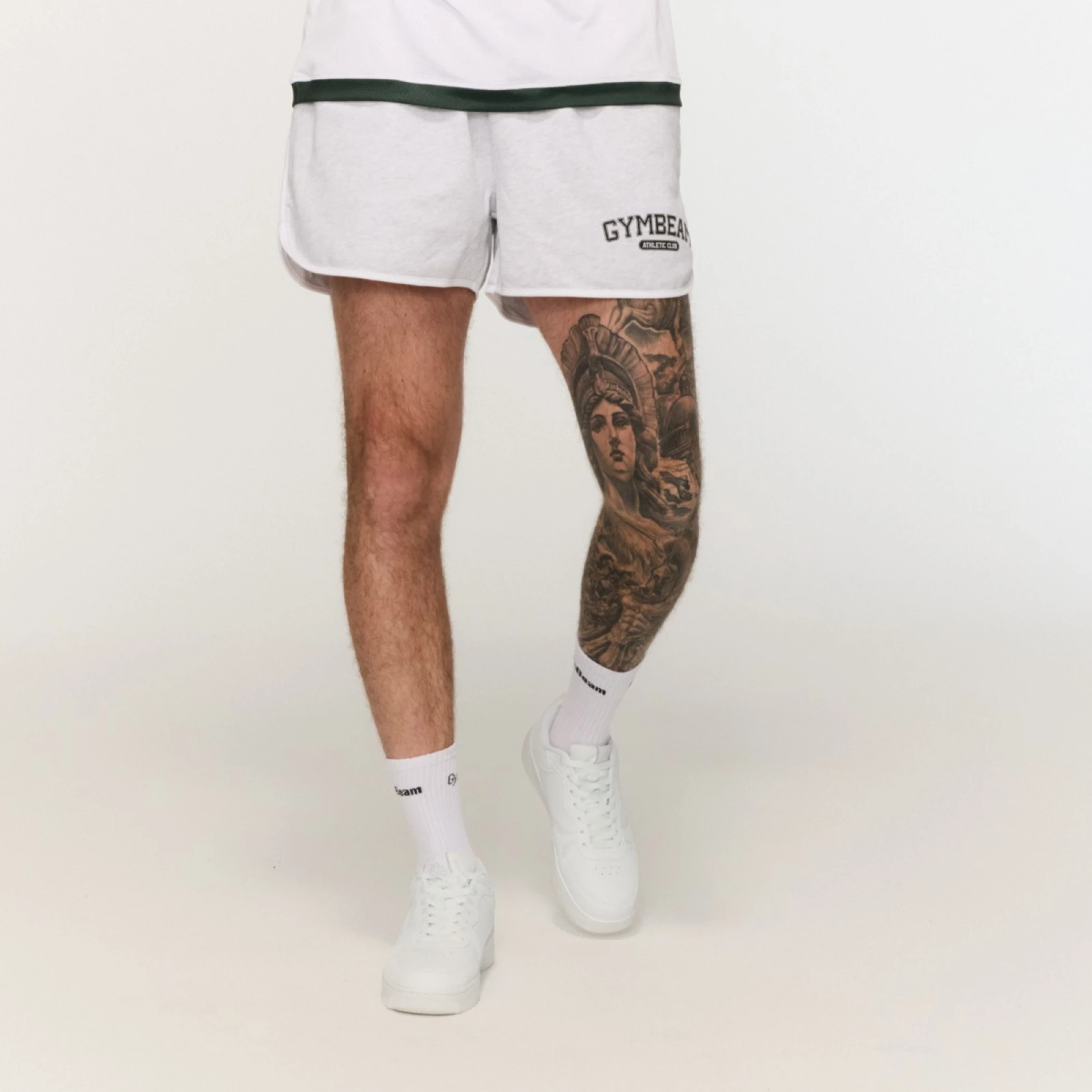 GymBeam Pantaloni scurți sport Varsity Grey · záber 1
