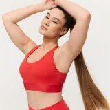 GymBeam Sutien sport Limitless Hot Red · záber 1