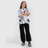 Dievčenské oversize tričko s potlačou - multicolor · záber 2