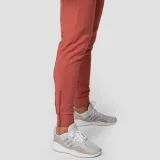 GymBeam Pantaloni Limitless Cinnamon · záber 2