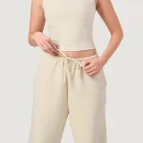 GymBeam Pantaloni sport pentru femei NEO Almond · záber 3