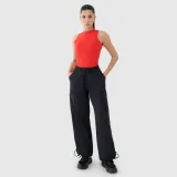 Dámsky slim crop-top - červený · záber 2