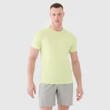 FUNKČNÉ TSHIRT · záber 1
