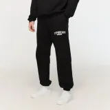 GymBeam Pantaloni sport Varsity Black - Mărime: S | Greutate: 0,5876 g | Pachet: 20 · záber 1