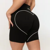 GymBeam Pantaloni scurți pentru femei Varsity Black · záber 5