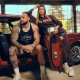 GymBeam Hanorac pentru femei GymBabe Eclipse · záber 2
