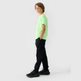 Chlapčenské casual nohavice typu jogger - čierne · záber 2
