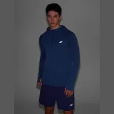 FUNKČNÁ MIKINA · záber 2