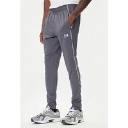 Under Armour Spodnji del trenirke Challenger Training 6004044 Črna Slim Fit