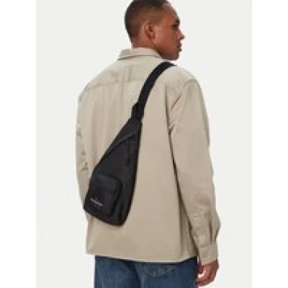 Nahrbtnik Calvin Klein Bold N/S Sling LV04D3457G Črna