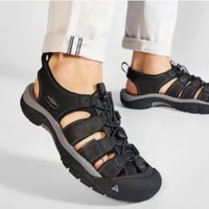 Keen Sandali Newport 1022247 Črna