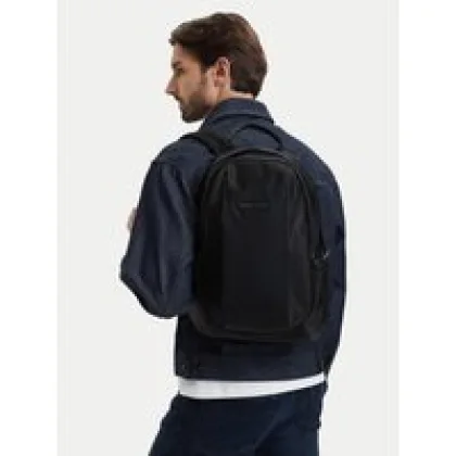 Nahrbtnik Armani Exchange XM002678 AF22858 Črna