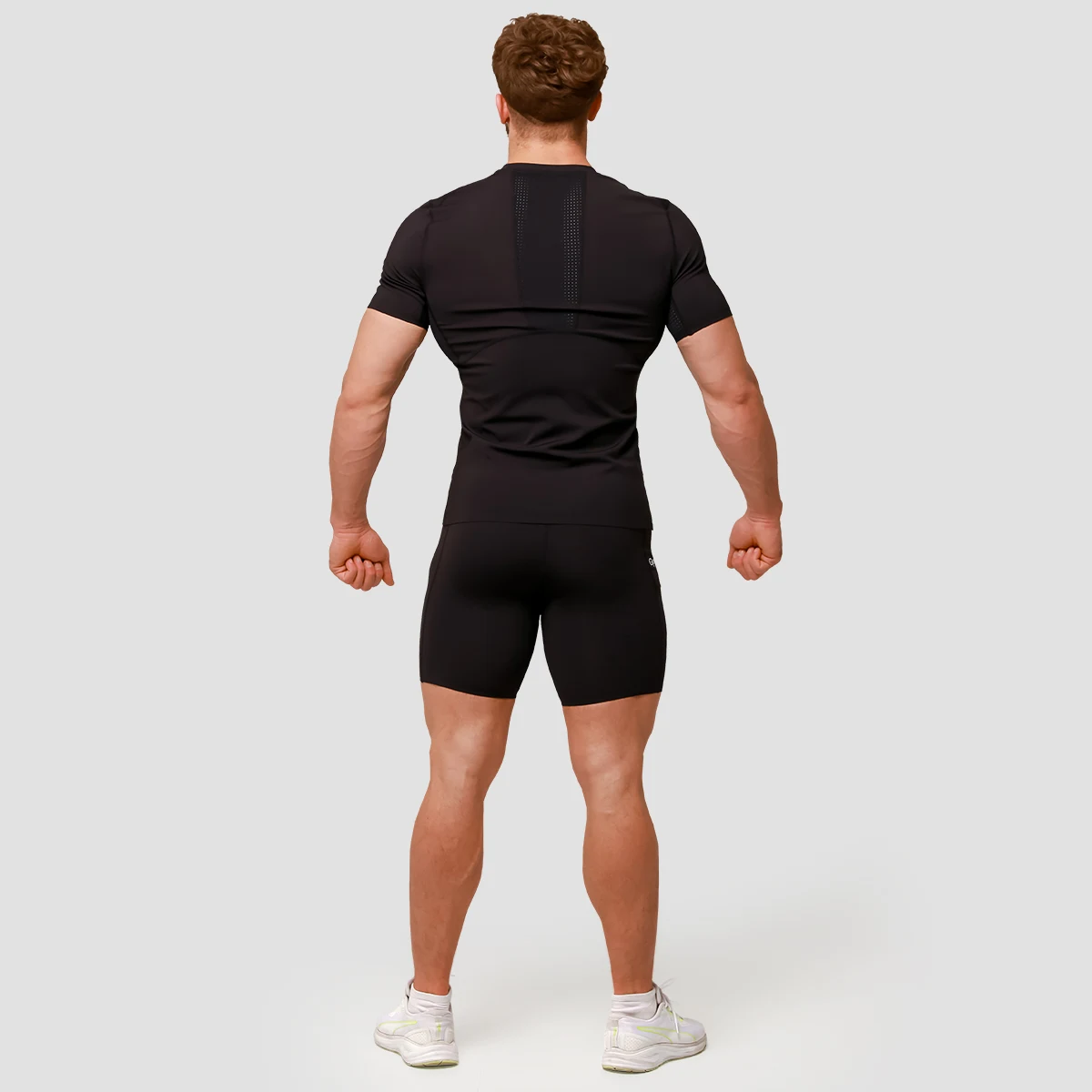 GymBeam Kompresijske kratke hlače Mid Black - Barva: čierna | Starostna skupina: Odrasli | Teža: 0,11 g | Pakiranje: 80 · záber 6