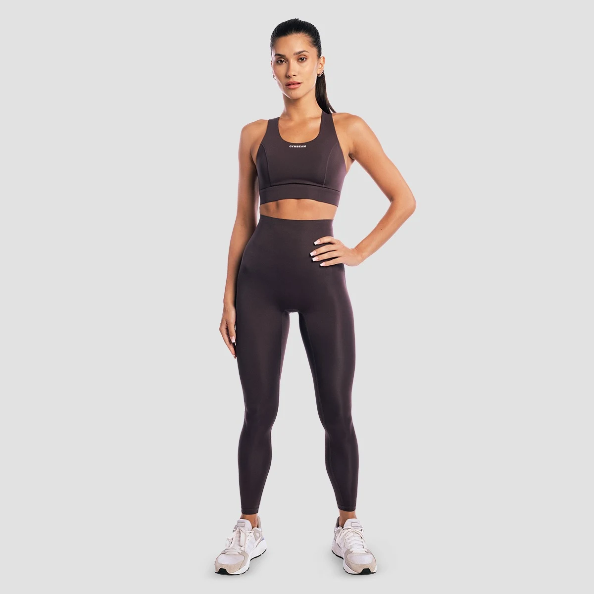 GymBeam Ženske pajkice Aura Tee Brown - Barva: hnedá | Starostna skupina: Odrasli | Teža: 0,188 g | Pakiranje: 120 · záber 6