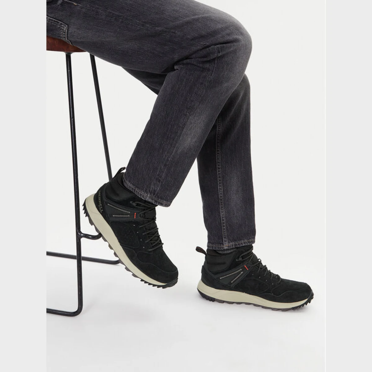 Merrell Pohodni čevlji Wildwood Mid Ltr Wp J068027 Črna - Velikost: 44 | Barva: čierna | Starostna skupina: Odrasli | Spol: Moški · záber 2