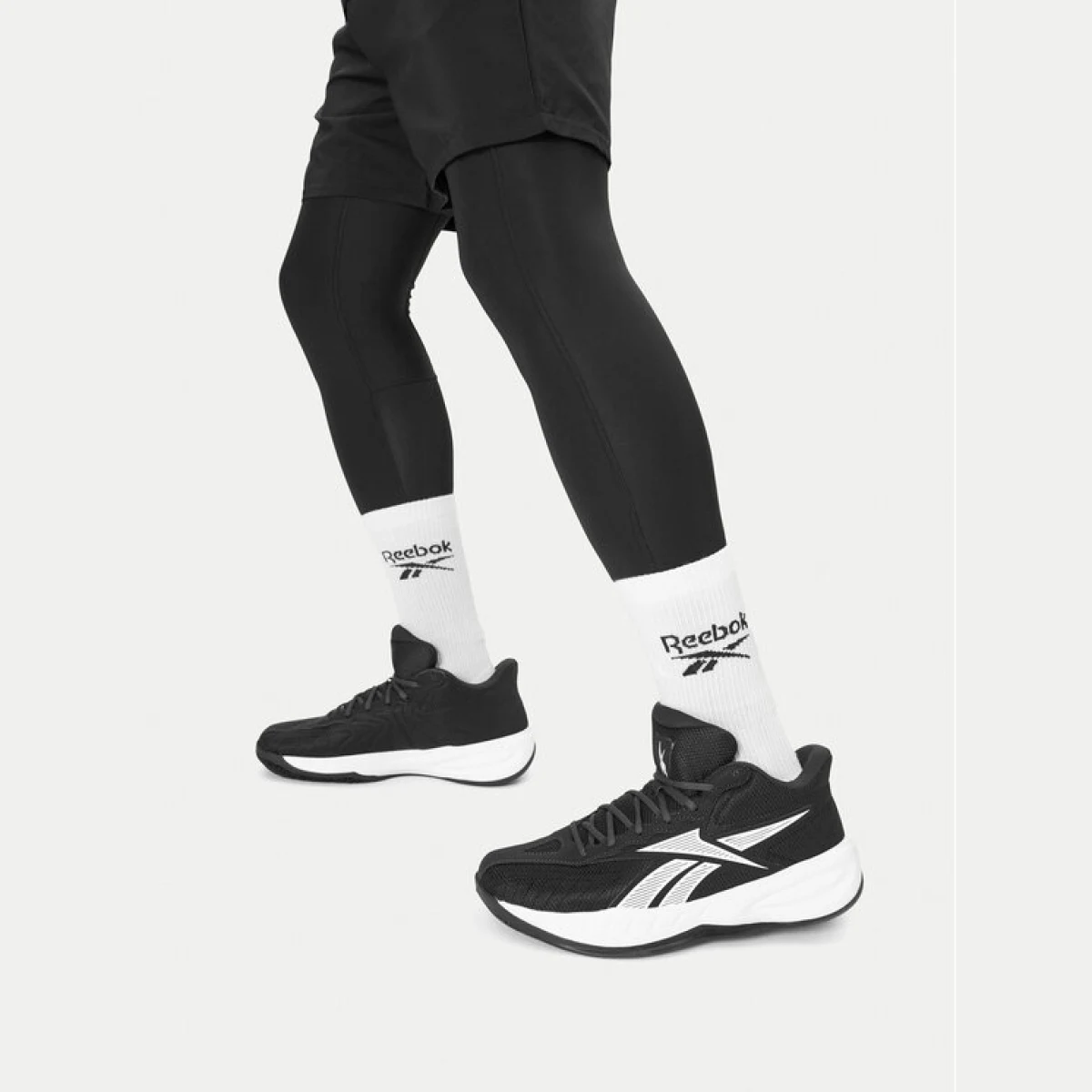 Reebok Čevlji za košarko CEO-PRESS 100246832 Črna - Velikost: 43 | Barva: čierna | Starostna skupina: Odrasli | Spol: Moški · záber 2