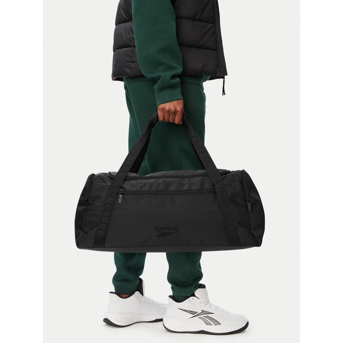 Športna torba Reebok CWBEO-RBK-B-009-10 Črna · záber 2