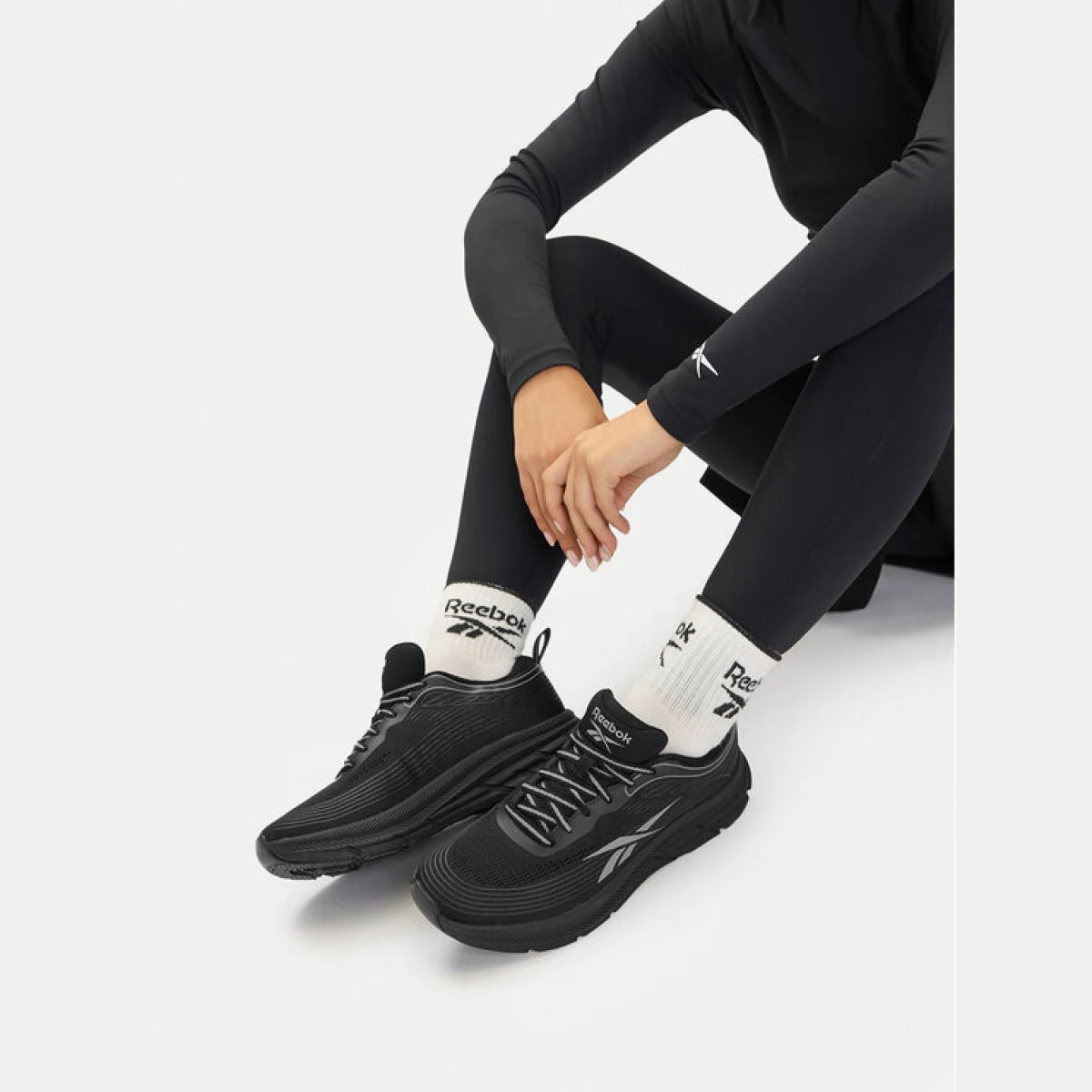 Reebok Tekaški čevlji CEO-ROAD STRIDER 100249490 Črna · záber 2