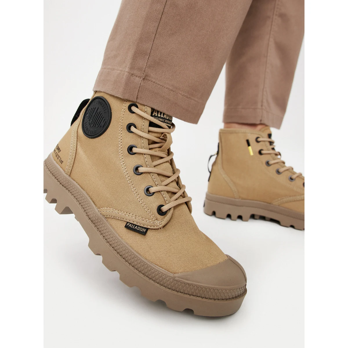 Pohodni čevlji Palladium PAMPA HI HTG SUPPLY Bež · záber 2